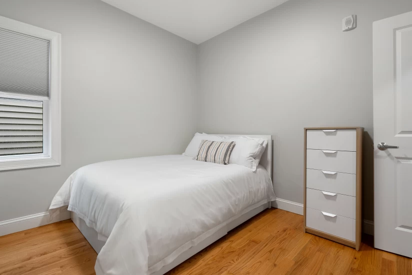 Boston - 1 Beds, 1 Baths