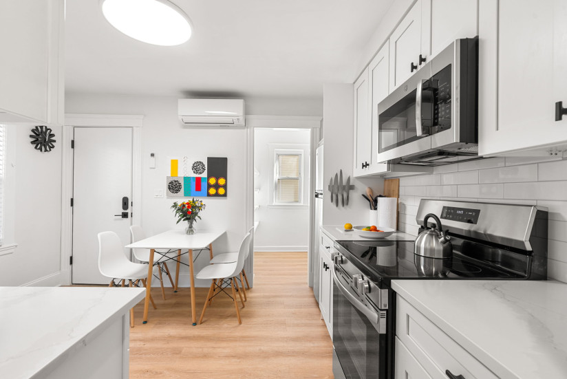 5-web-or-mls-Unit1_Kitchen